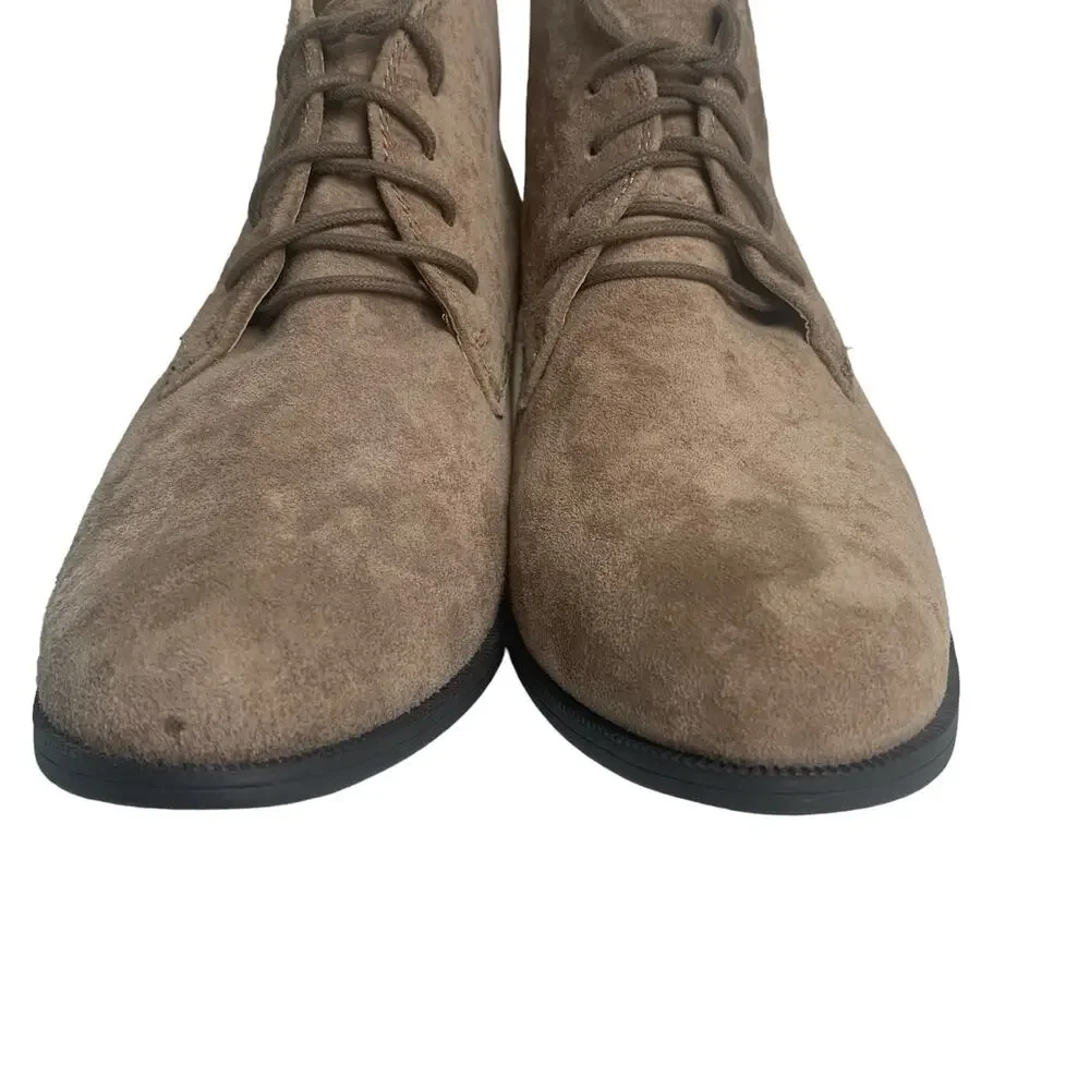 White Mountain Sz 9 Seneca Ankle Booties Taupe Beige Genuine Suede Leather Boots